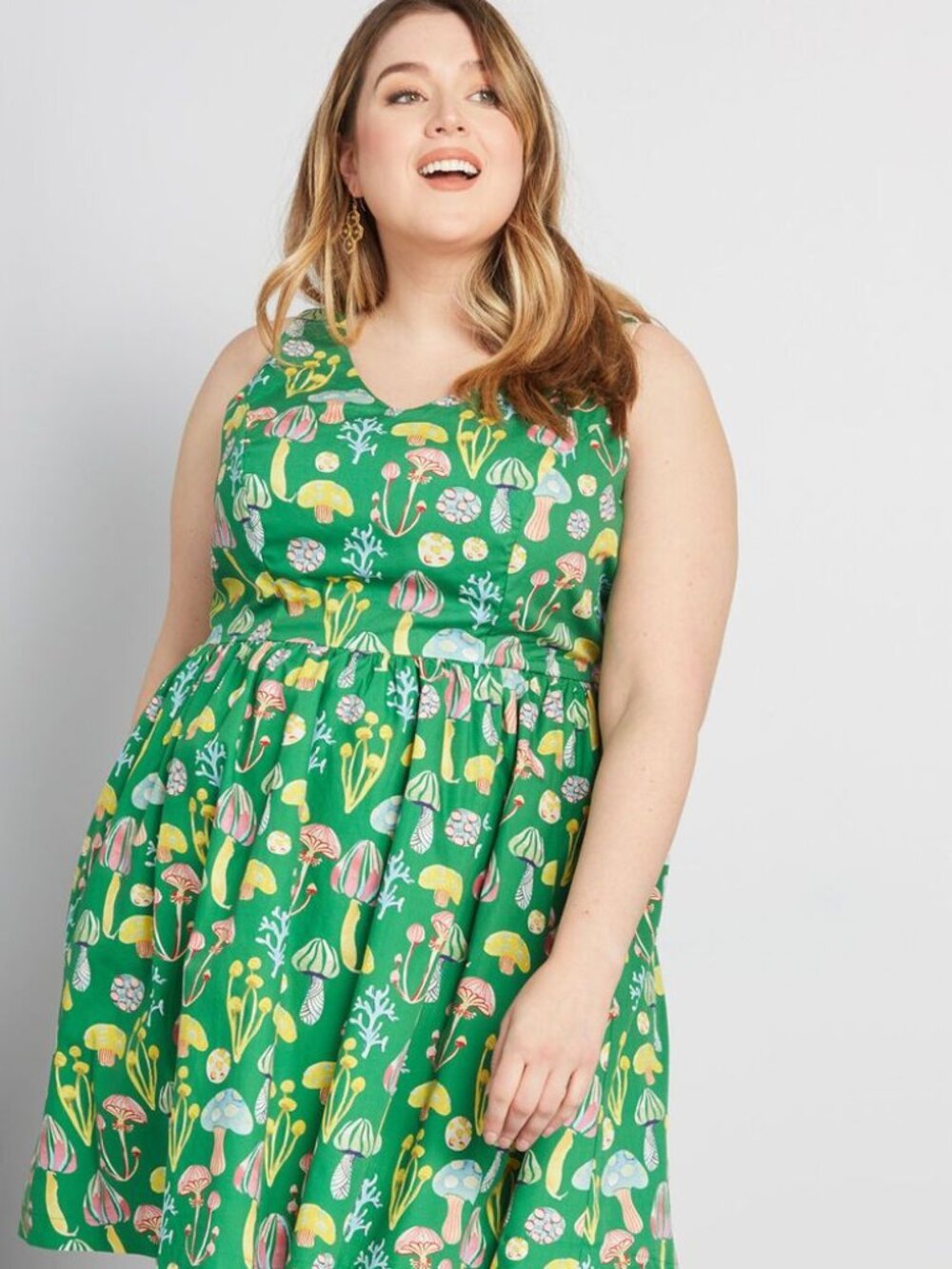EUC ModCloth "Pleasant Temperament" mushroom print mini dress with pockets